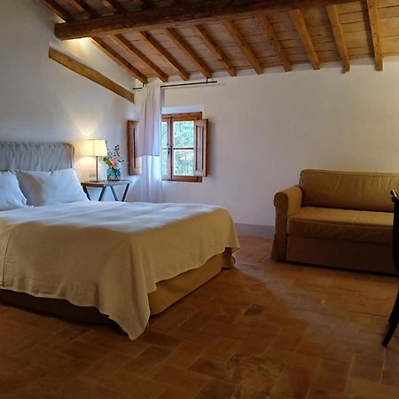 Agriturismo Villa Gorgognano Черталдо Екстериор снимка