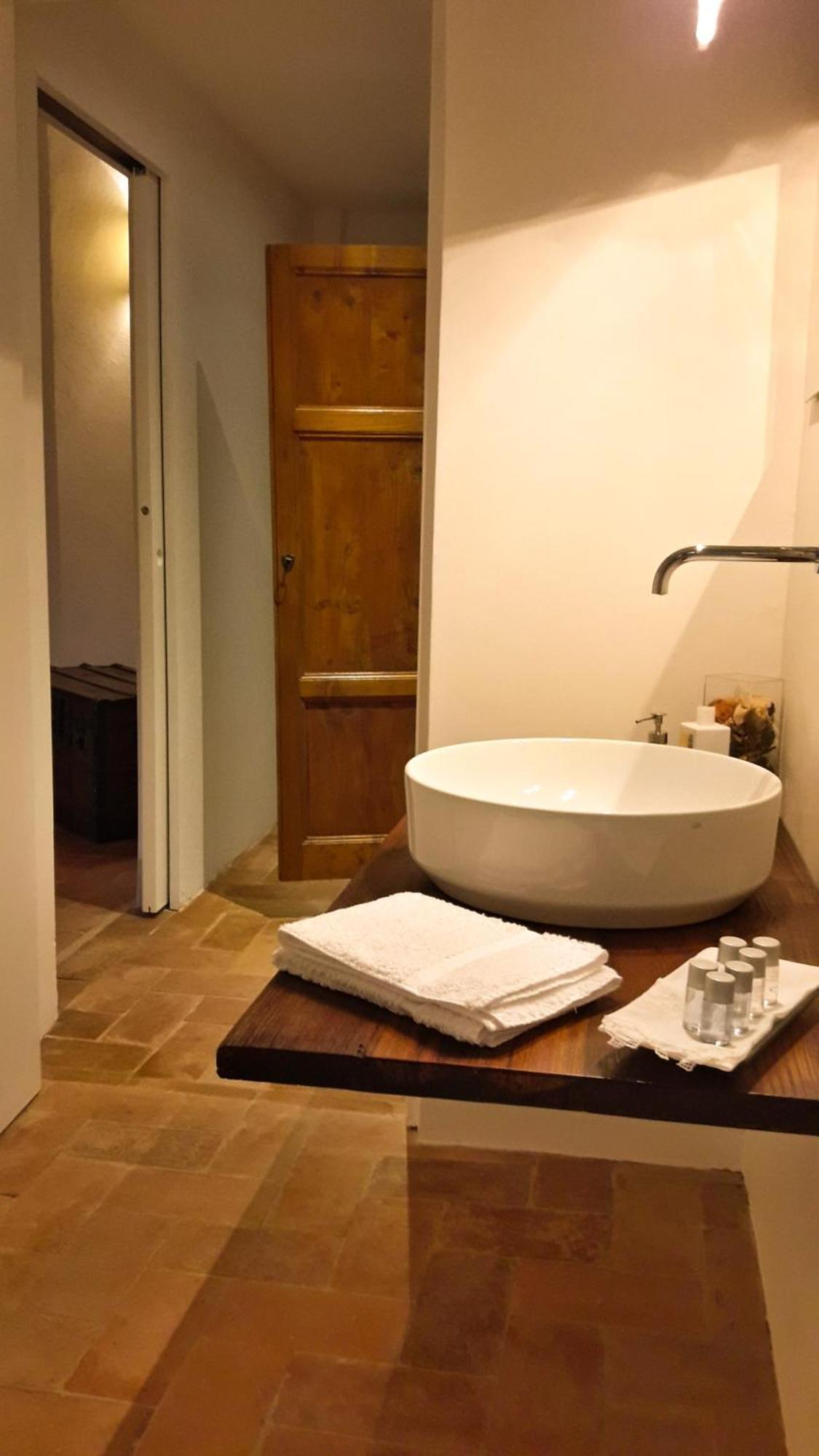Agriturismo Villa Gorgognano Черталдо Екстериор снимка