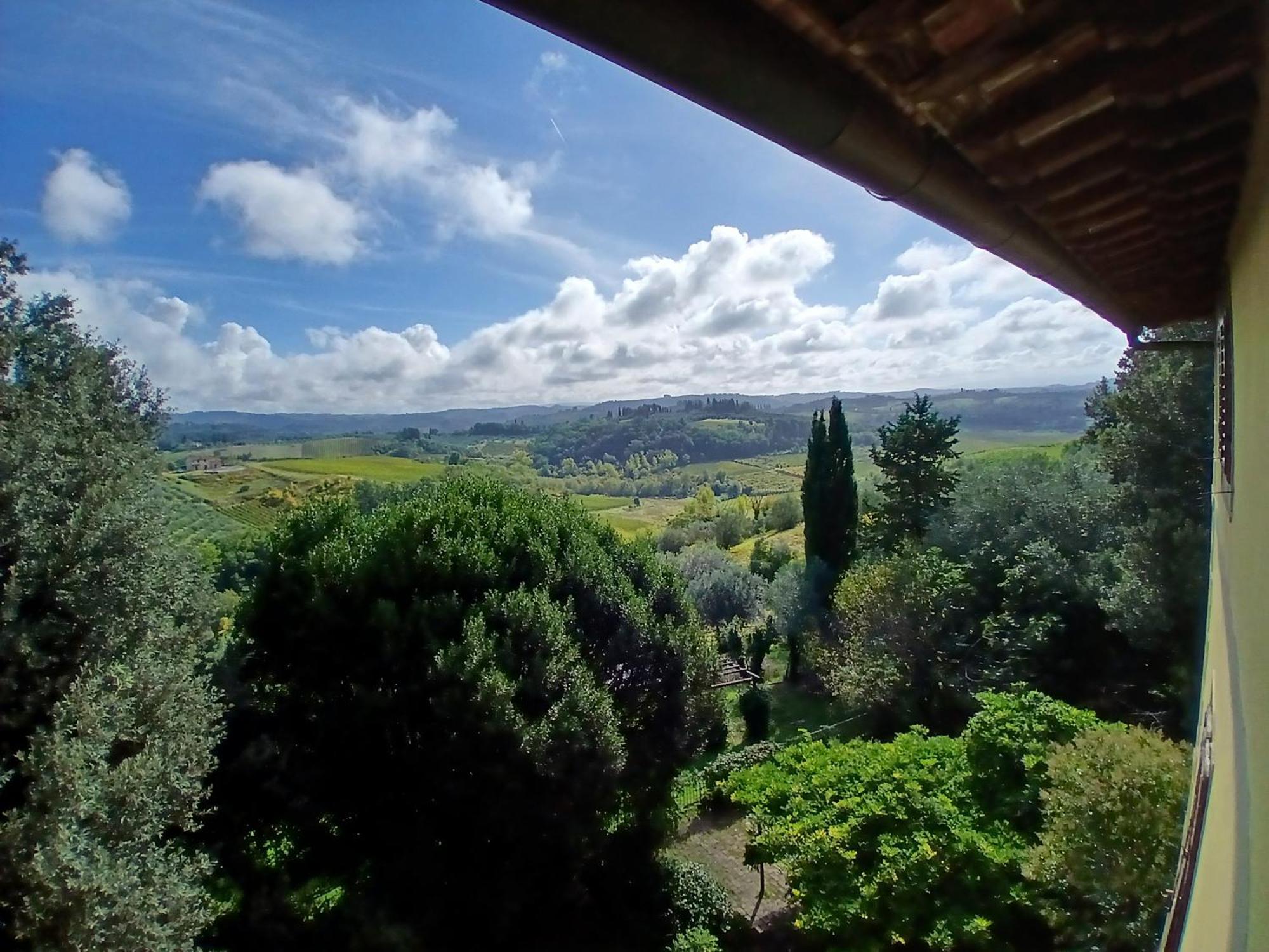 Agriturismo Villa Gorgognano Черталдо Екстериор снимка