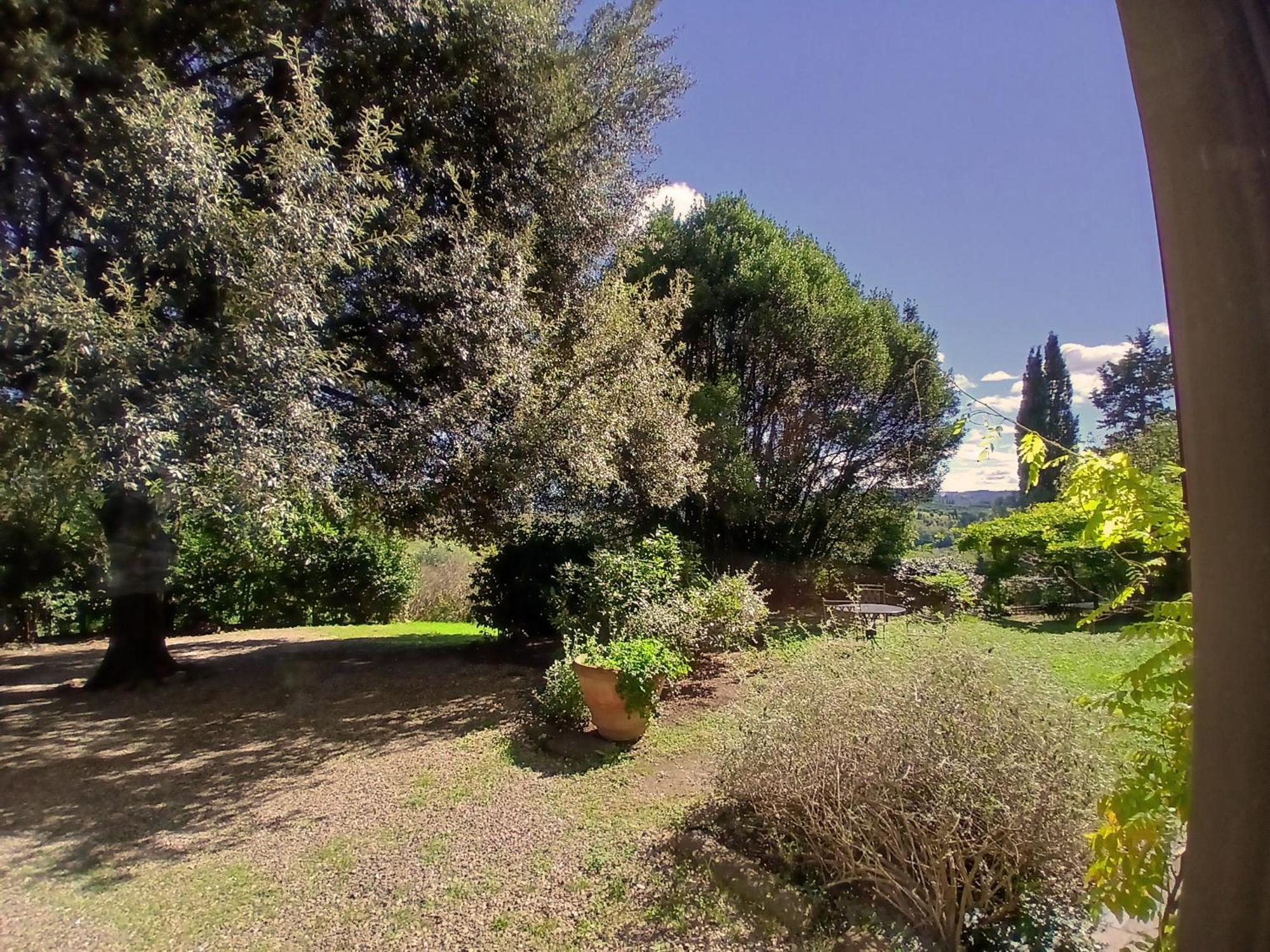 Agriturismo Villa Gorgognano Черталдо Екстериор снимка